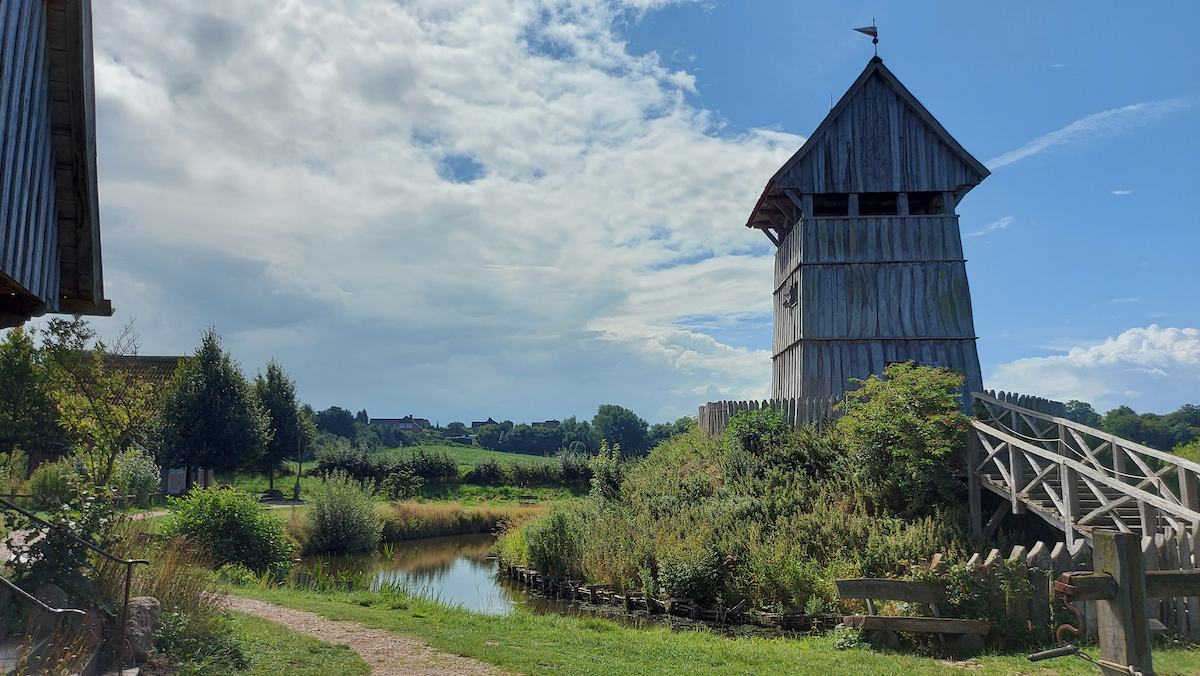 Turmhügelburg in Lütjenburg