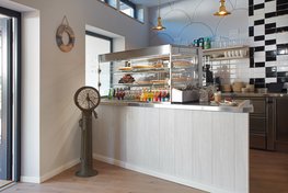 Solt un See | Café & Weinbar