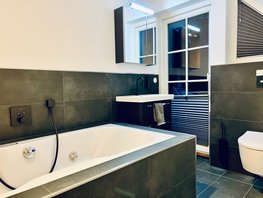 Ostsee-Suite "Hohwacht" Badezimmer mit Badewanne